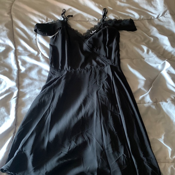 Lulus Off-the shoulder Black Dress - Picture 1 of 5